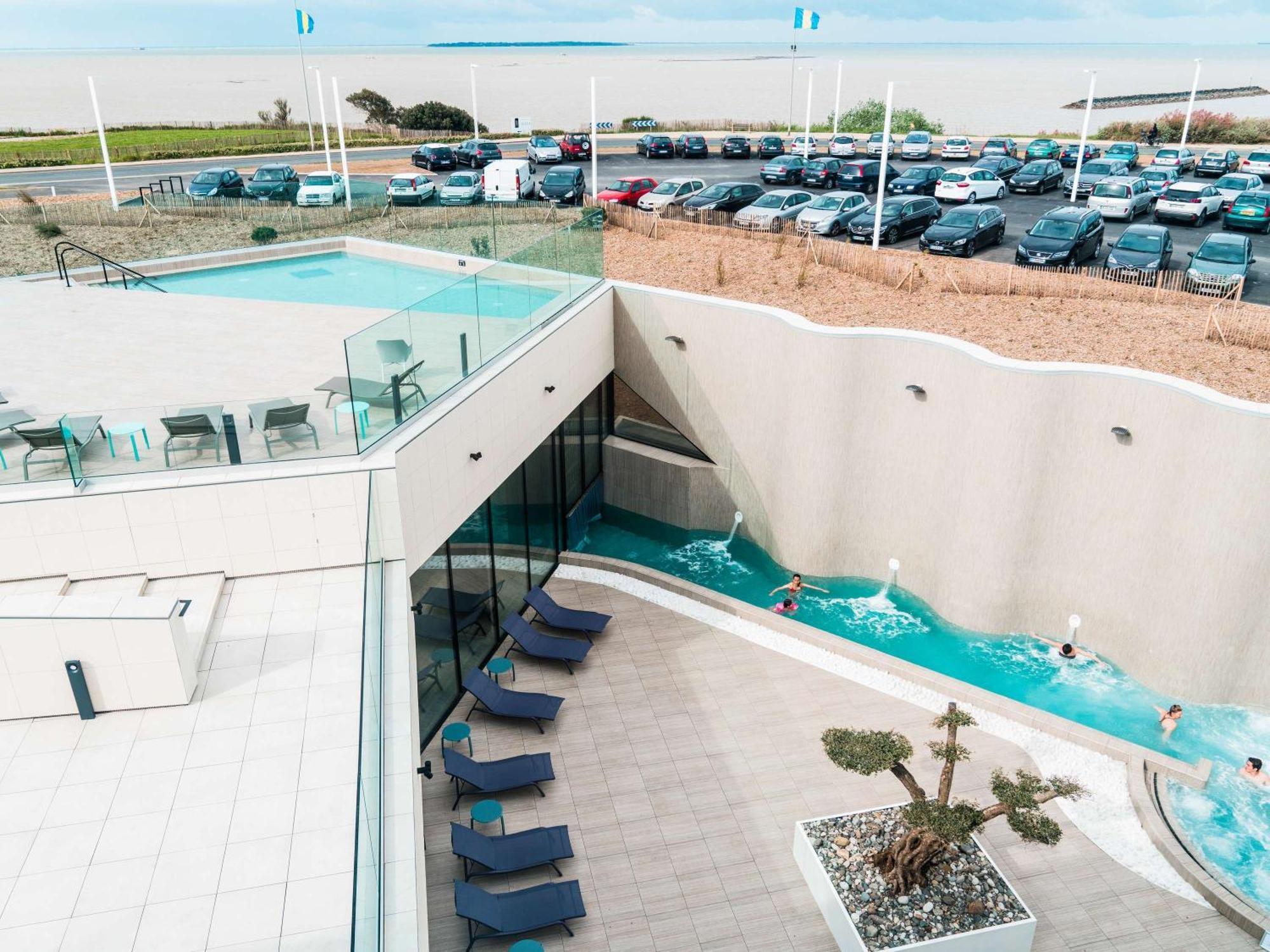 Ibis Styles La Rochelle Thalasso Chatelaillon Экстерьер фото