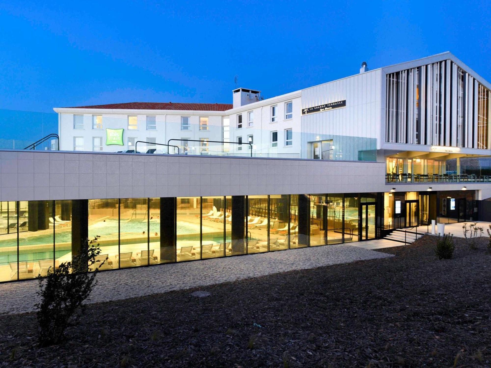 Ibis Styles La Rochelle Thalasso Chatelaillon Экстерьер фото